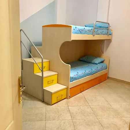 Daire Apartament Velipoje